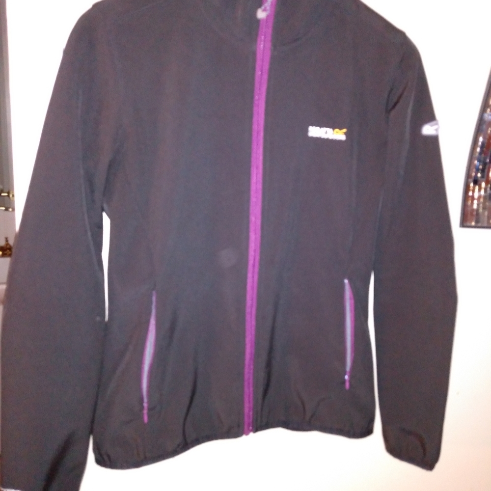 Light Jacket. - Picture 6 of 9